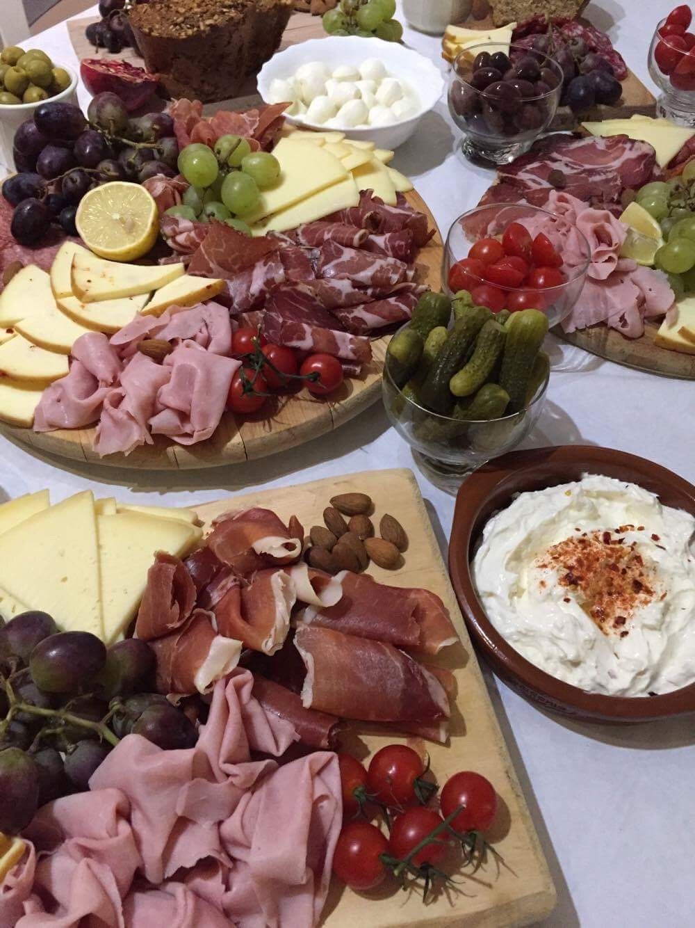 hadoka-party-plate-cheese-salami-platter 7.jpg