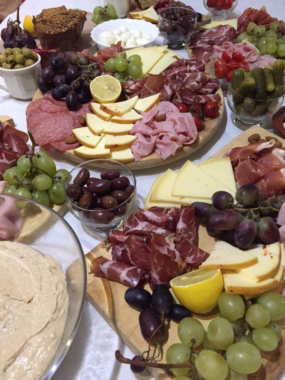 hadoka-party-plate-cheese-salami-platter 8.jpg